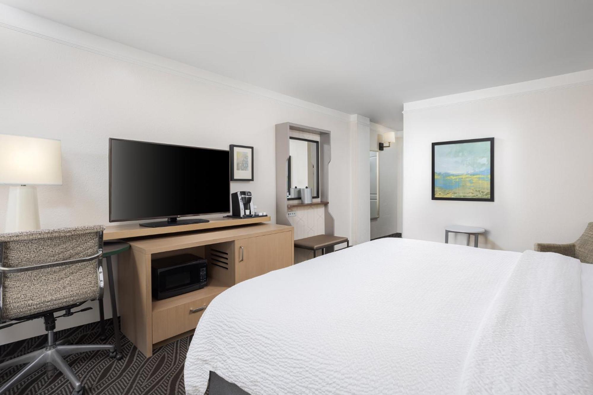 Holiday Inn Resort Oceanfront At Surfside Beach By Ihg Bagian luar foto
